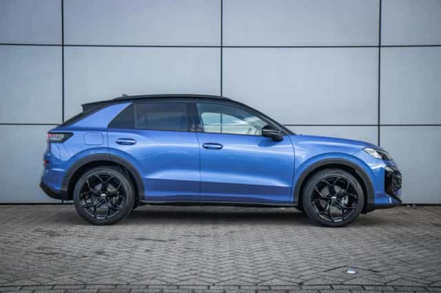 Volkswagen T-Roc (2025) thumbnail 3