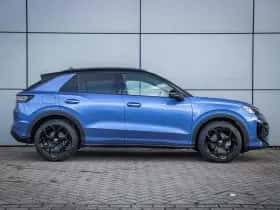 Volkswagen T-Roc (2025) thumbnail 3