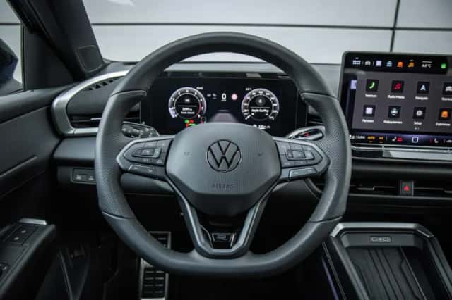Volkswagen T-Roc (2025) thumbnail 22