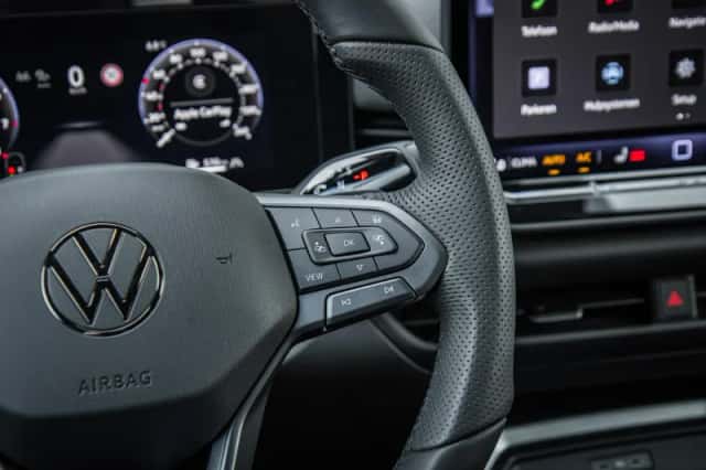 Volkswagen T-Roc (2025) thumbnail 24