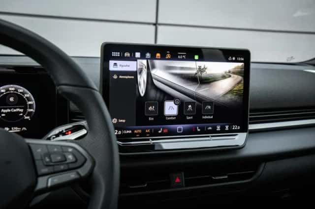 Volkswagen T-Roc (2025) thumbnail 35