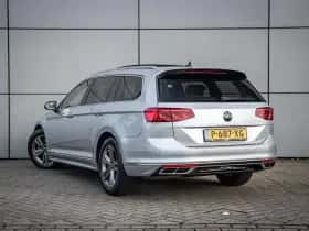 Volkswagen Passat (2022) thumbnail 12