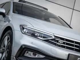 Volkswagen Passat (2022) thumbnail 9