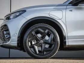 Volkswagen Tiguan (2025) thumbnail 13