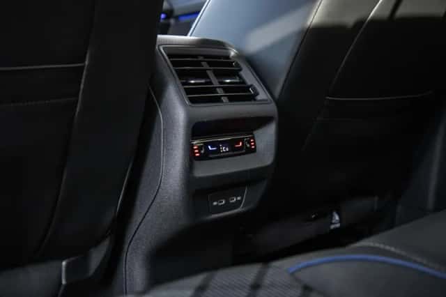 Volkswagen Tiguan (2025) thumbnail 17