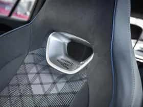 Volkswagen Tiguan (2025) thumbnail 21