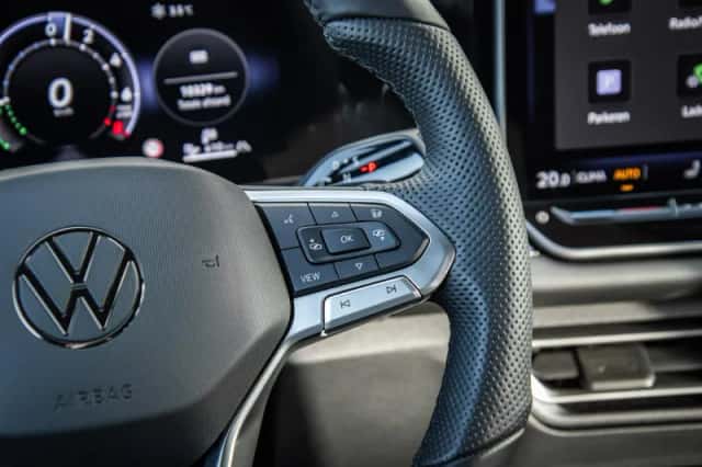 Volkswagen Tiguan (2025) thumbnail 25