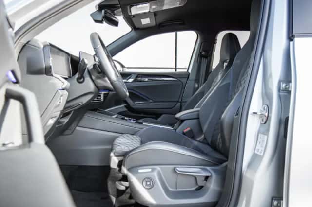 Volkswagen Tiguan (2025) thumbnail 4
