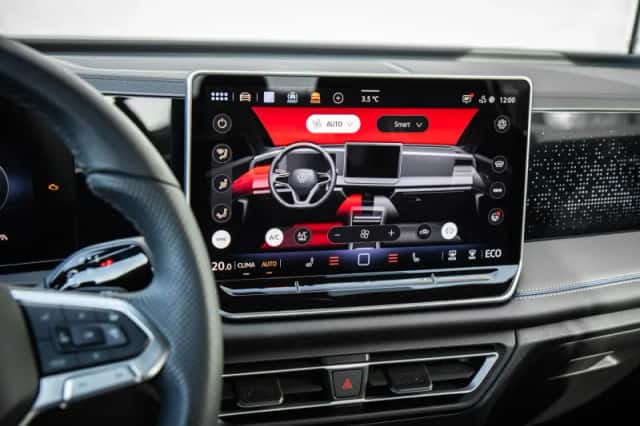 Volkswagen Tiguan (2025) thumbnail 49