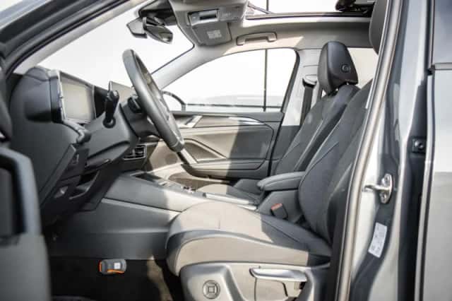 Volkswagen Tiguan (2025) thumbnail 17