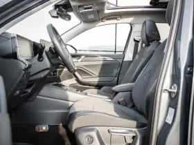 Volkswagen Tiguan (2025) thumbnail 17
