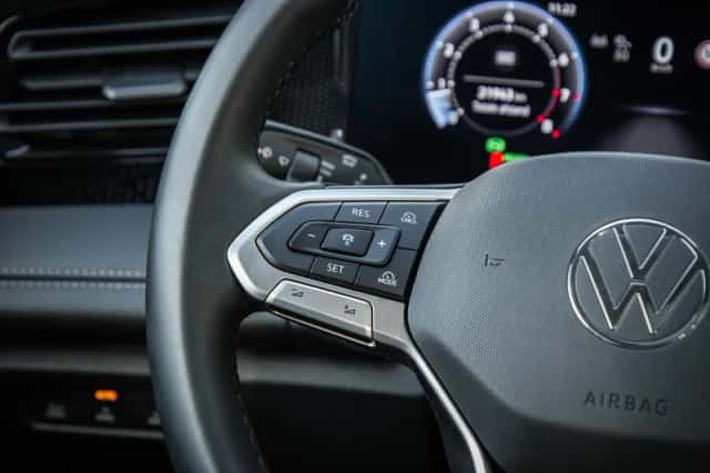 Volkswagen Tiguan (2025) thumbnail 21
