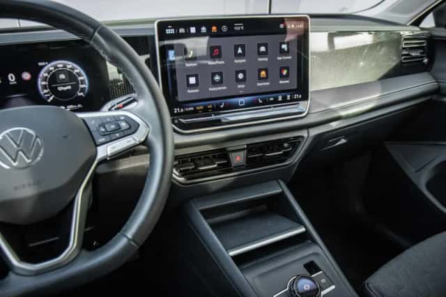 Volkswagen Tiguan (2025) thumbnail 30