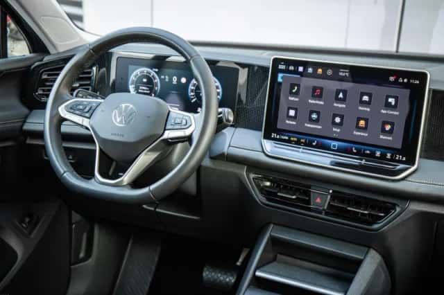 Volkswagen Tiguan (2025) thumbnail 31