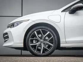 Volkswagen Golf (2026) thumbnail 11