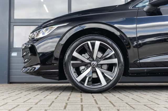 Volkswagen Golf (2026) thumbnail 12