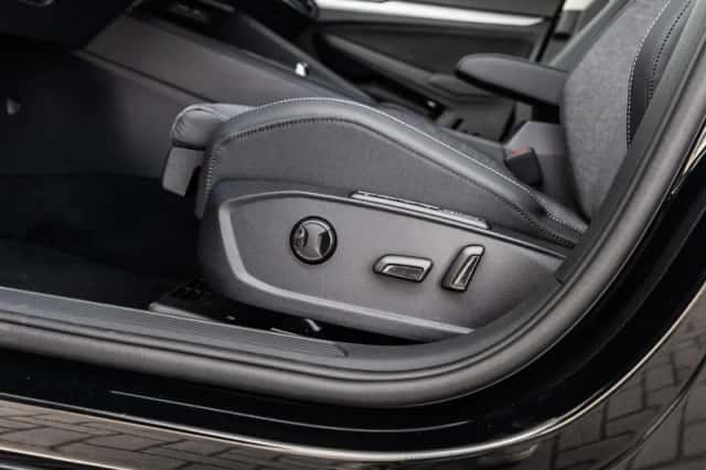 Volkswagen Golf (2026) thumbnail 23