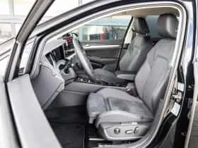 Volkswagen Golf (2026) thumbnail 4