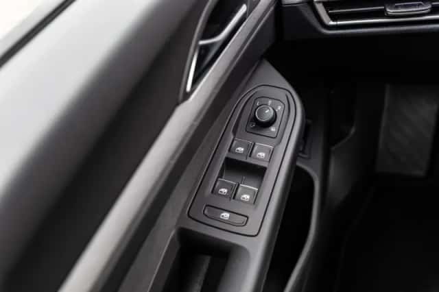 Volkswagen Golf (2026) thumbnail 32