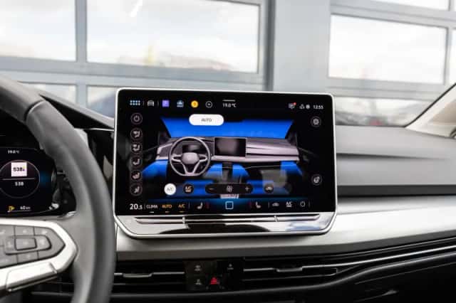 Volkswagen Golf (2026) thumbnail 37