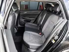 Volkswagen Golf (2026) thumbnail 6