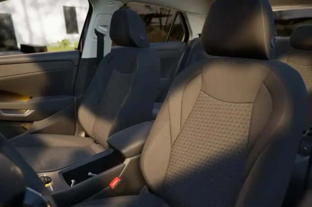 Volkswagen T-Roc (2026) thumbnail 4