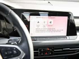 Volkswagen Golf (2022) thumbnail 24
