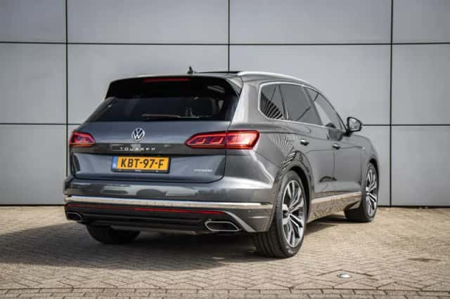 Volkswagen Touareg (2023) thumbnail 2