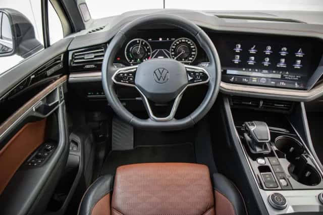 Volkswagen Touareg (2023) thumbnail 23