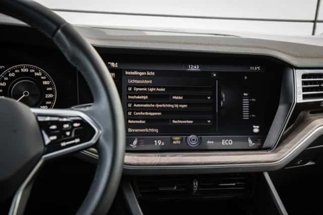 Volkswagen Touareg (2023) thumbnail 49