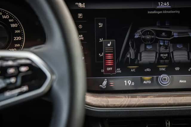 Volkswagen Touareg (2023) thumbnail 54