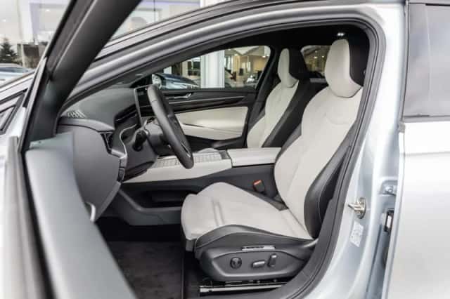 Volkswagen ID.7 (2026) thumbnail 4