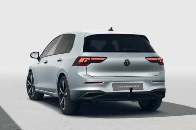 Volkswagen Golf (2026) thumbnail 2