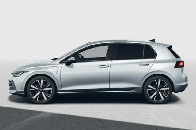 Volkswagen Golf (2026) thumbnail 3