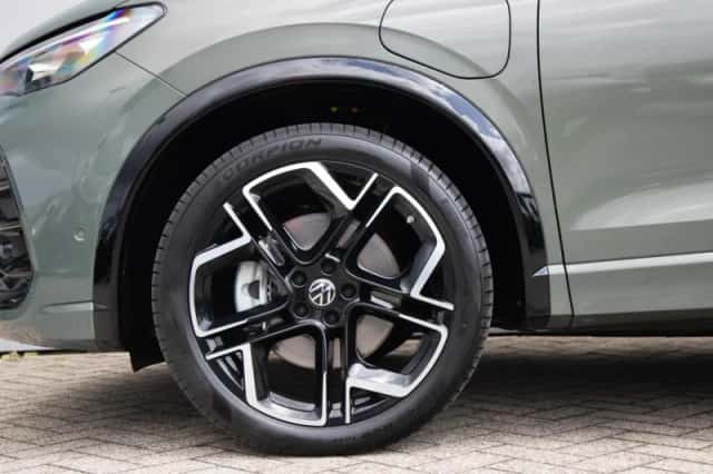 Volkswagen Tiguan (2025) thumbnail 13