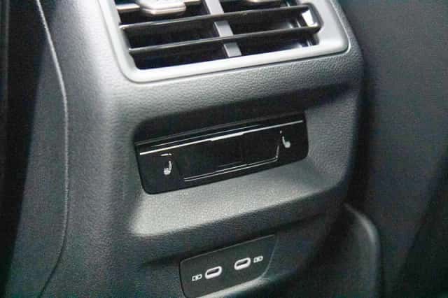 Volkswagen Tiguan (2025) thumbnail 16