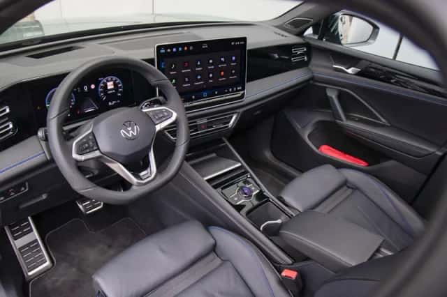 Volkswagen Tiguan (2025) thumbnail 17
