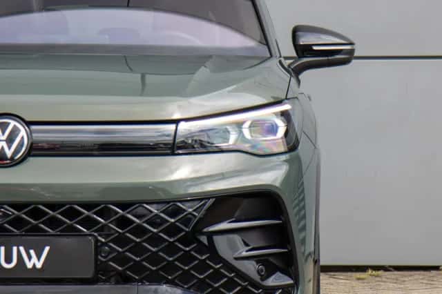 Volkswagen Tiguan (2025) thumbnail 8