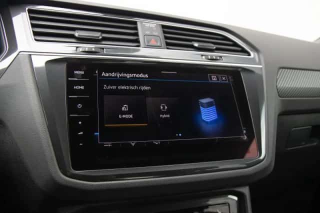 Volkswagen Tiguan (2023) thumbnail 34