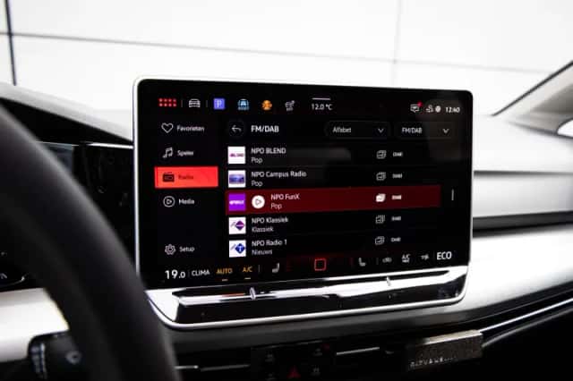 Volkswagen Golf (2025) thumbnail 32