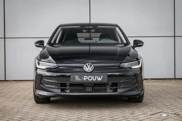 Volkswagen Golf (2025) thumbnail 6