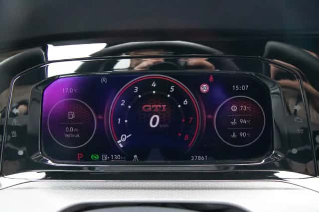 Volkswagen Golf (2023) thumbnail 21