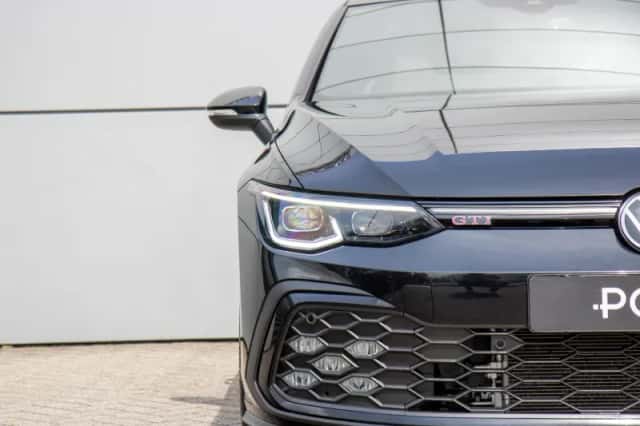 Volkswagen Golf (2023) thumbnail 9