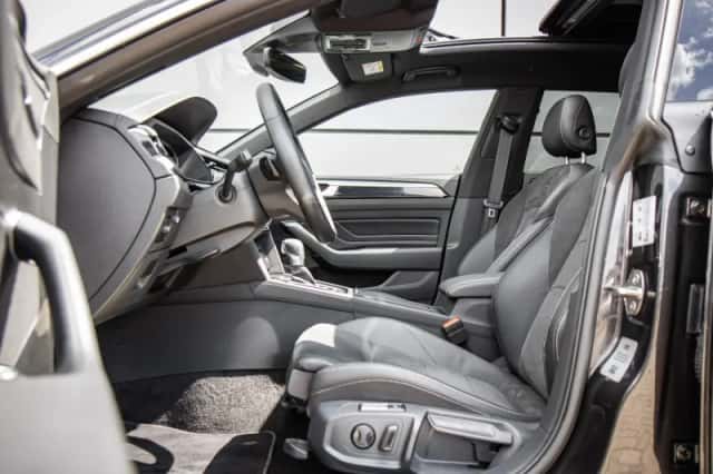 Volkswagen Arteon (2024) thumbnail 4