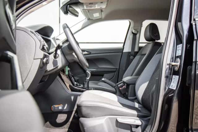 Volkswagen T-Cross (2025) thumbnail 4