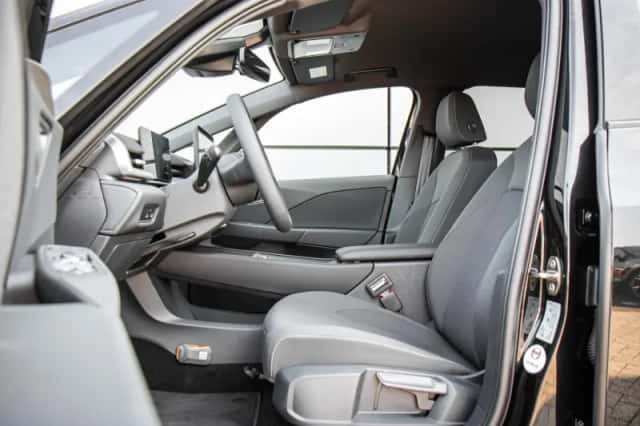 Volkswagen ID.3 (2026) thumbnail 4