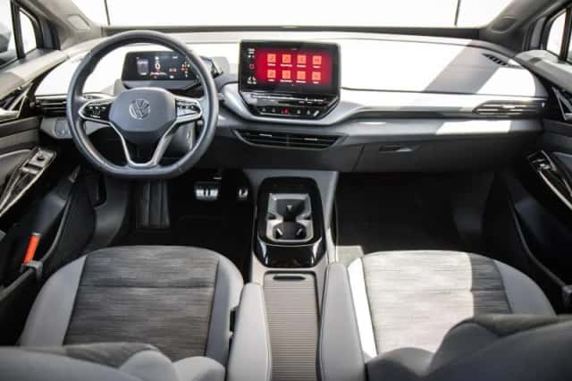 Volkswagen ID.4 (2023) thumbnail 5