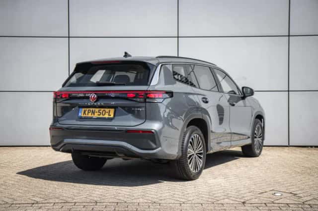 Volkswagen Tayron (2025) thumbnail 2