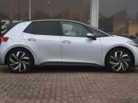 Volkswagen ID.3 (2025) thumbnail 3