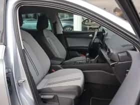SEAT Leon (2023) thumbnail 4
